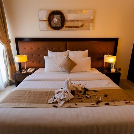 Imperial Suites Hotel Doha Bagian luar foto