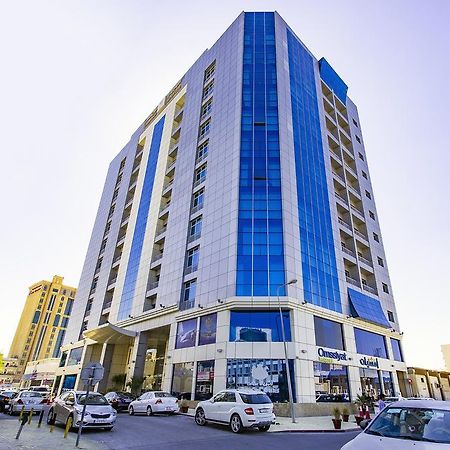 Imperial Suites Hotel Doha Bagian luar foto