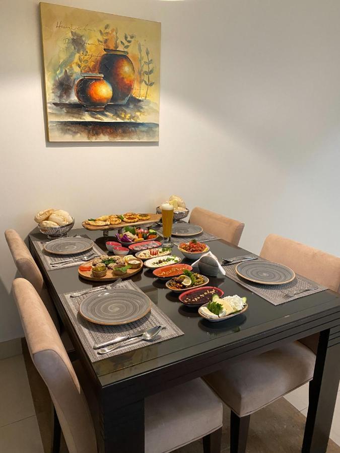 Imperial Suites Hotel Doha Bagian luar foto