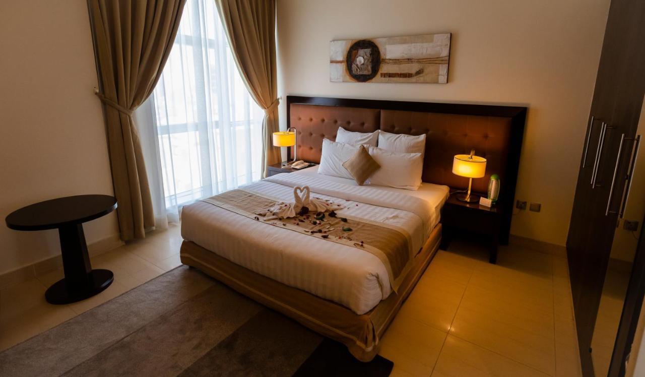 Imperial Suites Hotel Doha Bagian luar foto