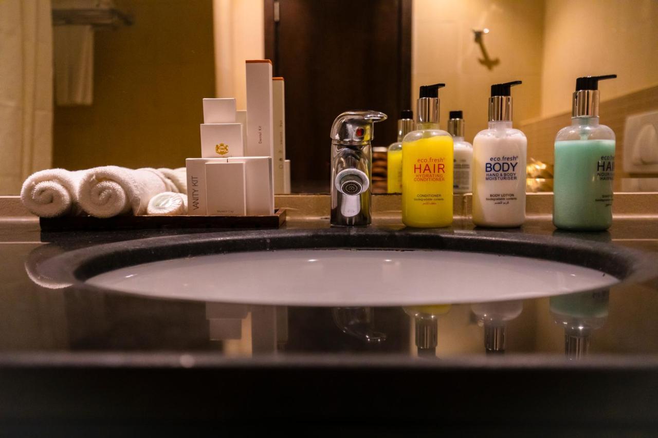 Imperial Suites Hotel Doha Bagian luar foto