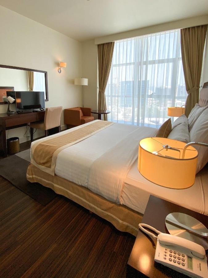 Imperial Suites Hotel Doha Bagian luar foto
