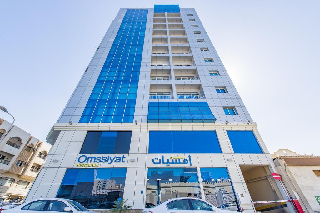 Imperial Suites Hotel Doha Bagian luar foto