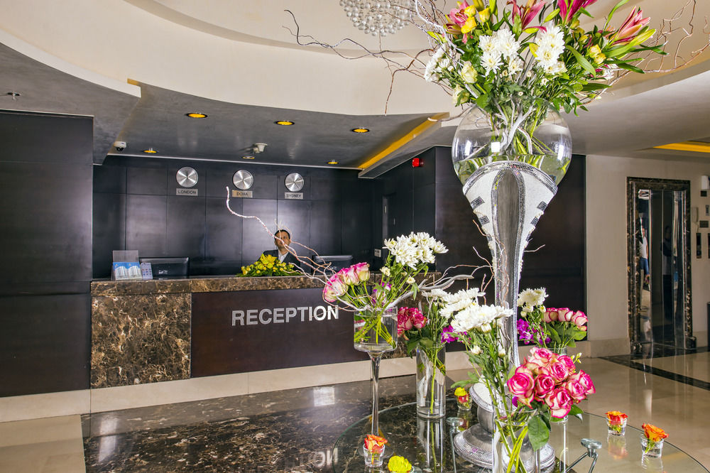 Imperial Suites Hotel Doha Bagian luar foto
