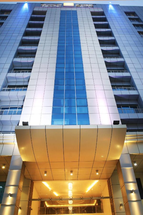 Imperial Suites Hotel Doha Bagian luar foto